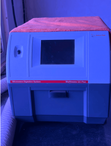 Microwave digester
